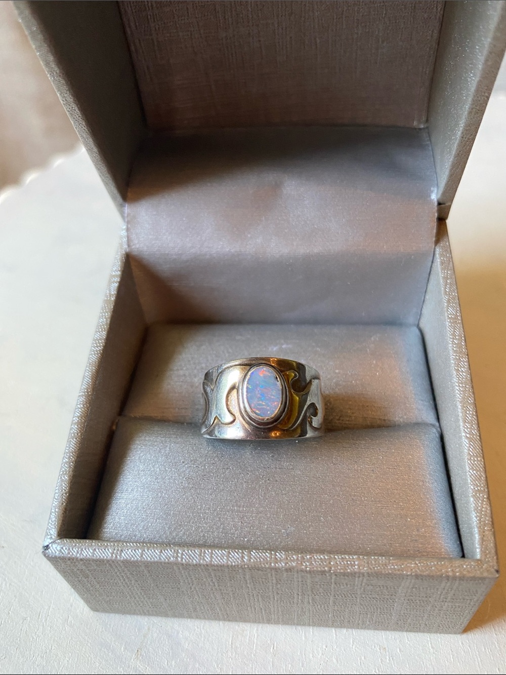 Silpada Sterling Silver Blue Opal wide cigar band Ring size 6